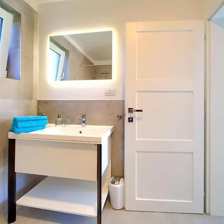 Casa Ulika With Heated Pool فيلة