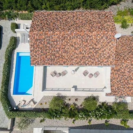 Casa Ulika With Heated Pool