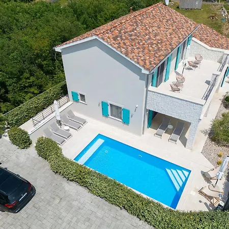 Casa Ulika With Heated Pool فيلة